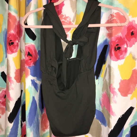 VICI ONE PIECE KINI - Picture 4 of 5